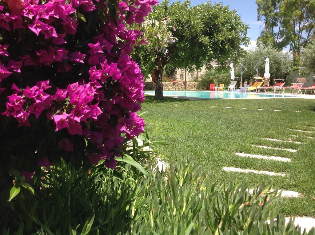 Il Giardino Dei Carrubi Villa Donnalucata  Bagian luar foto