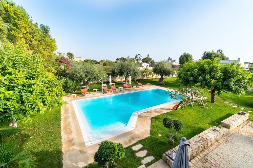 Il Giardino Dei Carrubi Villa Donnalucata  Bagian luar foto